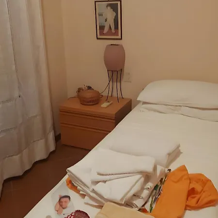 Casa 400m Dal Mare Vakantiehuis Lido di Camaiore