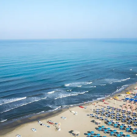 Vakantiehuis Casa 400m Dal Mare Lido di Camaiore